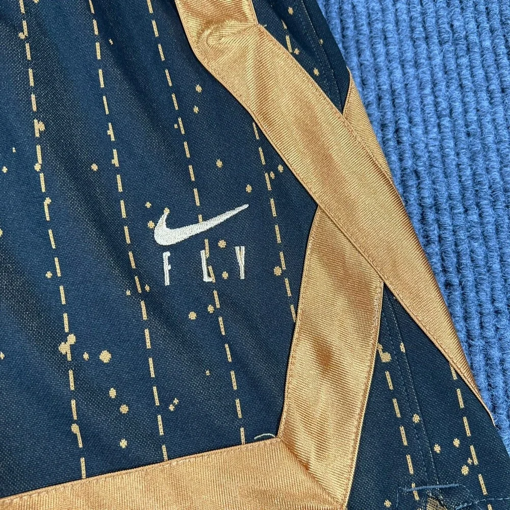 Nike shorts womens